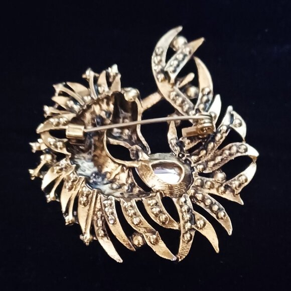 Unicorn Brooch - Picture 2 of 4